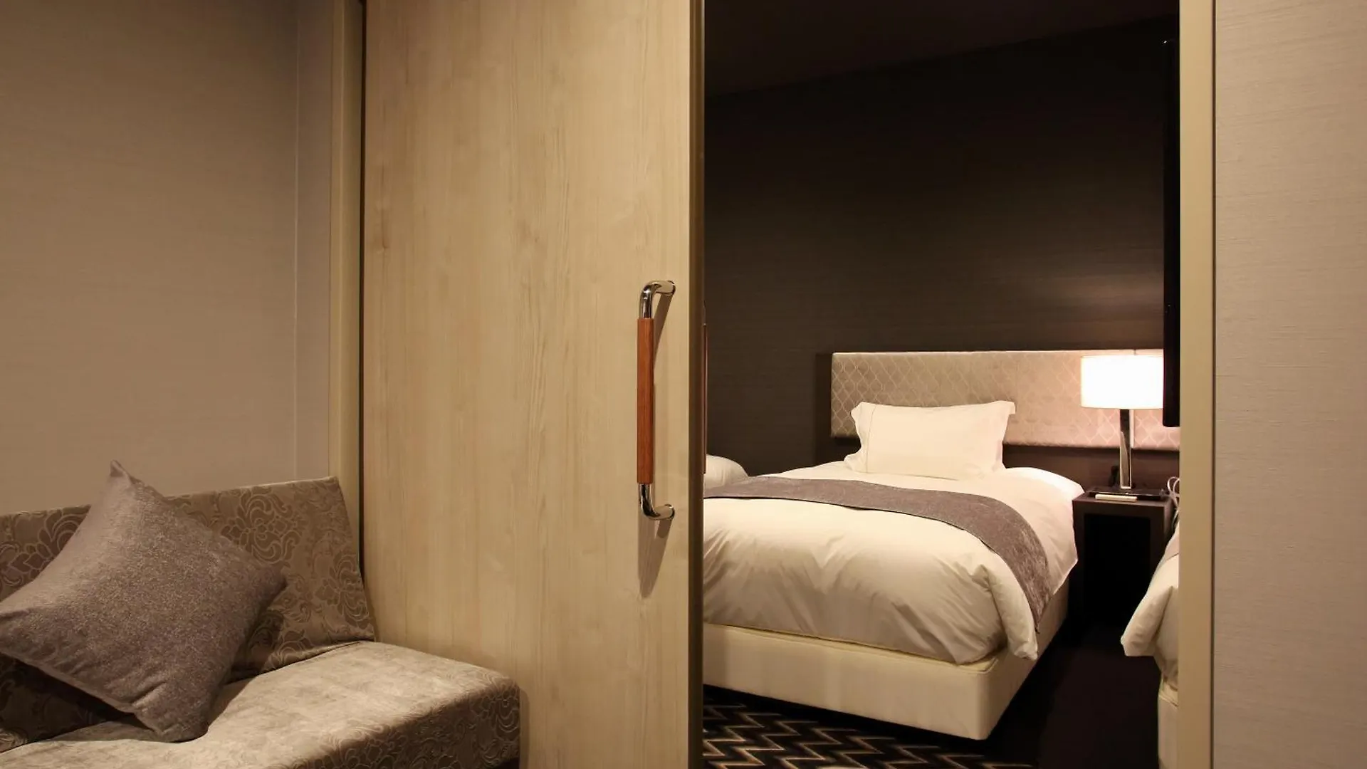 Centurion Hotel Grand Kobe Station